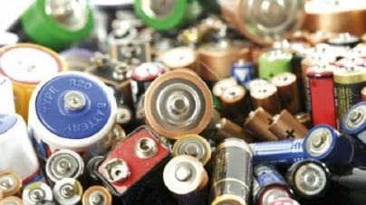 Bateriile și acumulatorii vechi nu se mai pot arunca la gunoi