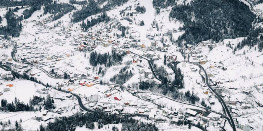 În Borșa se construiește un bloc de locuințe destinat tinerilor, cu prioritate pentru specialiști din domeniul sănătății și educației