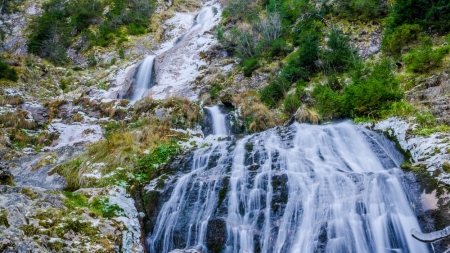 Cascada Cailor, o destinație de vizitat în Maramureș