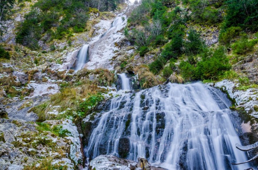Cascada Cailor, o destinație de vizitat în Maramureș