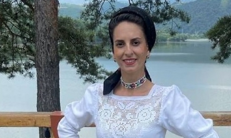 Larisa Uță Pruneanu, una dintre vocile de excepție care ne vor încânta la concertul aniversar al Ansamblului „Transilvania”