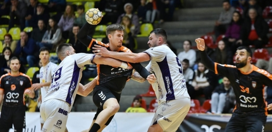 CS Minaur va juca mâine pentru calificare