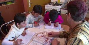 Condiții mai stricte pentru viitorii asistenți maternali