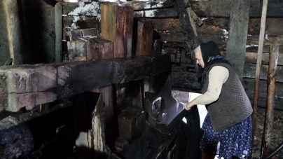 Juja Haiducean din Sârbi lucrează la piuă de aproape 40 de ani; La ce se folosește aceasta