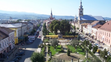Se dorește reabilitarea Parcului central din Sighetu Marmației și reamplasarea statuii Fecioarei Maria, care mai bine de o sută de ani a ocrotit orașul