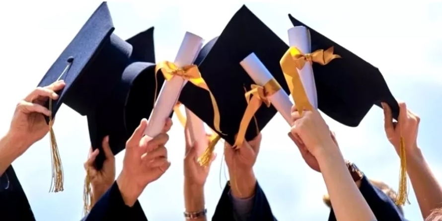 Mai multe universități din România au decis să dubleze taxele de școlarizare