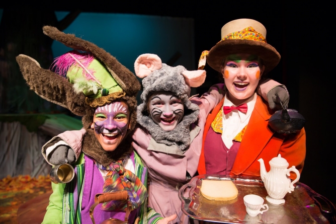 Teatrul și rolul său în dezvoltarea copilului