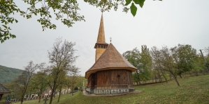 Biserica, monument istoric din Vărai