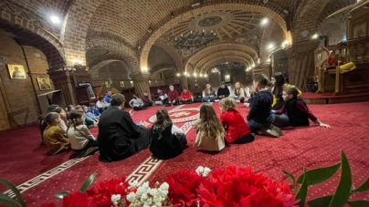 „Nașterea Domnului pe înțelesul copiilor”: Program catehetic la Catedrala Episcopală „Sfânta Treime” din Baia Mare