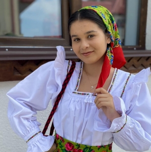 Iulia Ioana Vlad, reprezentanta Maramureșului la Festivalul-concurs național „Gelu Stan”