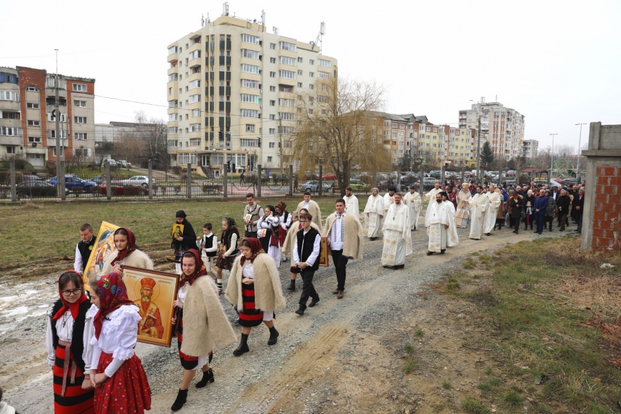 Procesiune cu icoane de Duminica Ortodoxiei la Catedrala Episcopală din Baia Mare