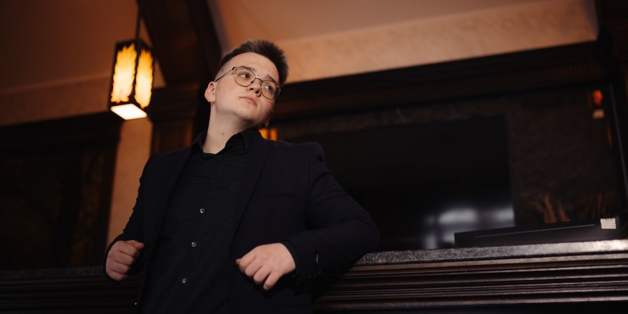 Andrei-Cristian Pop de la „Șincai”, singurul elev din Maramureș calificat la etapa națională a Olimpiadei de Securitate Cibernetică