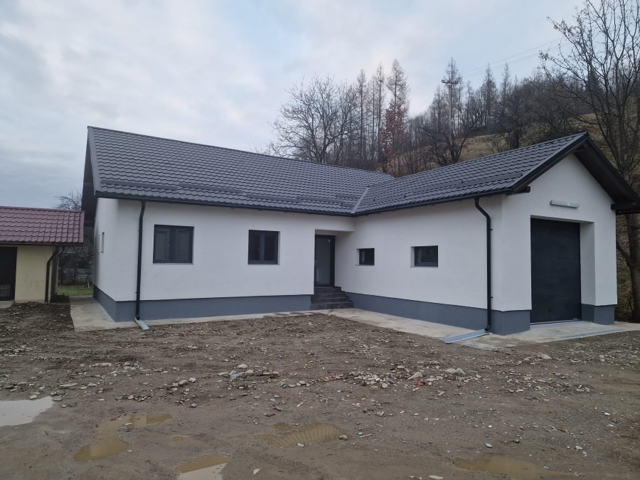 Substația de Ambulanță din Poienile de sub Munte va fi finalizată în curând