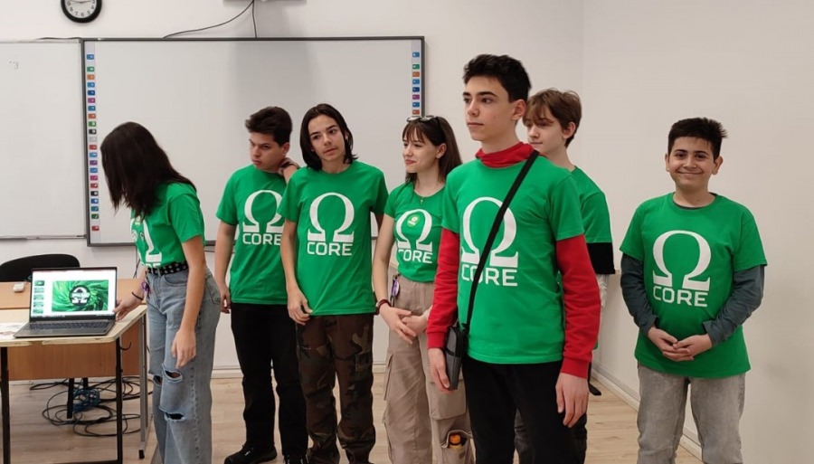 Echipa de robotică Omega Core de la „Șincai”, pe podium la etapa națională a concursului internațional First Lego League – divizia Challenge