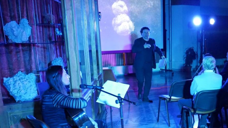 ”Pietre care vorbesc… pietre care cântă” la Muzeul de Mineralogie din Baia Mare