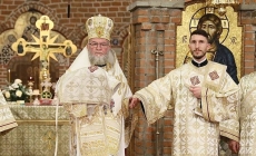 Momente emoționante: Teologul Dănuț Pop a fost hirotonit în treapta de diacon