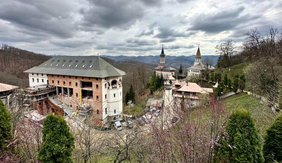 Canonul cel Mare și Liturghia Darurilor înainte sfințite la Mănăstirea Rohia