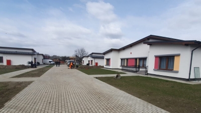 Patru locuințe pentru persoanele adulte cu dizabilități au fost finalizate la Sighetu Marmației