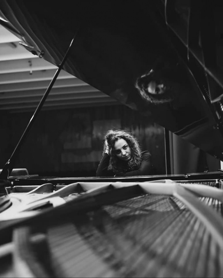 În această după-amiază: Recital de pian și vioară la Colegiul de Arte din Baia Mare