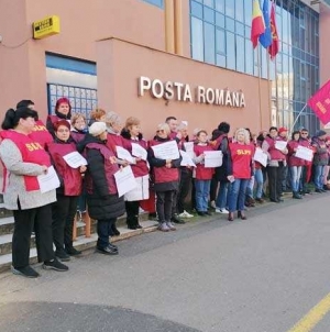 Angajații Poștei Române, în grevă de avertisment