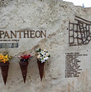 De aproape un deceniu, Pantheonul de la Cimitirul Horea ne amintește de artiștii Școlii Băimărene