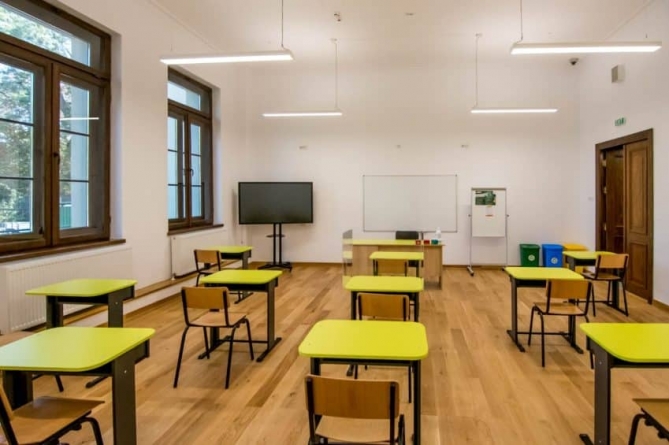 Școlile sunt obligate să publice autorizația de securitate la incendiu