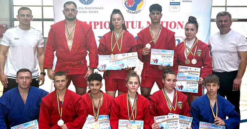 15 medalii obținute de CSM Baia Mare la Campionatul Național de Sambo destinat seniorilor și juniorilor