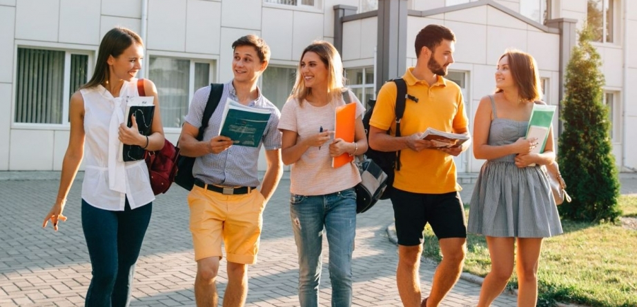 Concurs interjudețean de orientare în carieră la Colegiul Național ”Gheorghe Șincai” Baia Mare