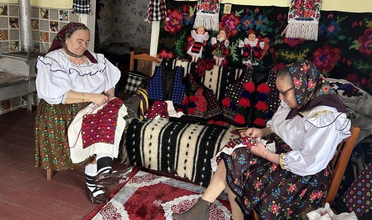 Despre meșteșugul realizării cojoacelor cu ciucalăi de pe Valea Izei