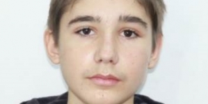 L-aţi văzut? Un tânăr de 17 ani nu a mai revenit acasă; Familia îl caută