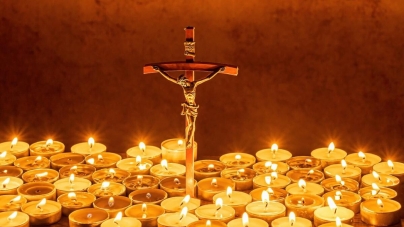 Președintele Iohannis, mesaj de Paștele Catolic: „Să ne îndreptăm gândurile și rugăciunile către cei în suferință”