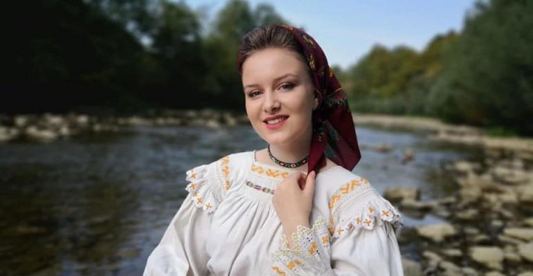Diana Topan ne dă întâlnire în cadrul concertului „65 aniversar” al Ansamblului Folcloric Național „Transilvania”