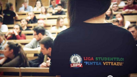 Studenții CUNBM și-au putut evalua cadrele didactice