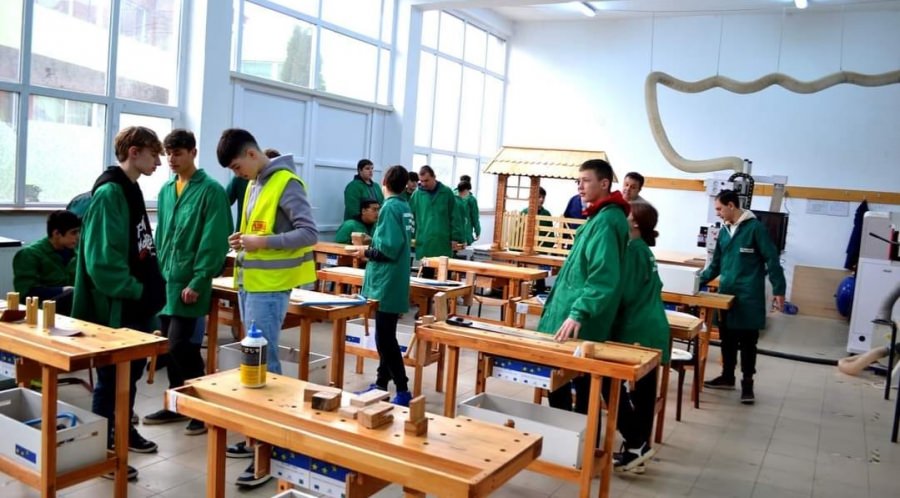 A avut loc Olimpiada Județeană din Aria Curriculară Tehnologii: Ce rezultate au obținut elevii de la ”Anghel Saligny” Baia Mare