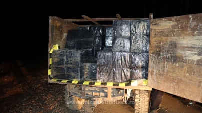 Captură impresionantă la Sighetu Marmației. 24.000 pachete cu țigări, descoperite într-o mașină