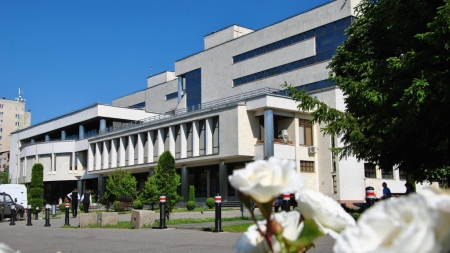 Expoziția „România în straie tradiționale”-autor Tudorel Ilie