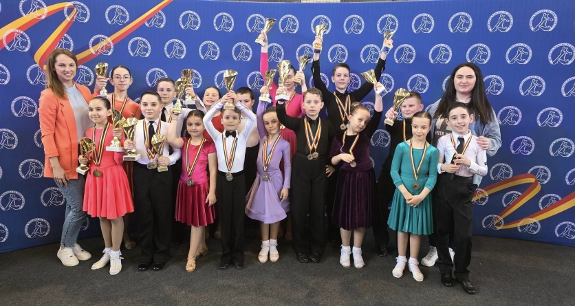 Rezultate foarte bune obținute de dansatorii clubului DanceLight Baia Mare la prima ediție a concursului național „Idance Academy Festival”