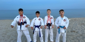 Cinci medalii obținute de sportivii din Fărcașa la Campionatul mondial de Karate-Shotokan din Bulgaria