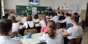 Masă caldă pentru 446 de elevi din Sighetu Marmației