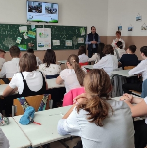 Masă caldă pentru 446 de elevi din Sighetu Marmației