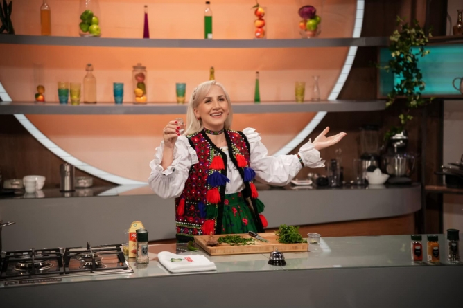 Solista de muzică populară Ancuța Pop a participat la emisiunea „Chefi la cuțite”