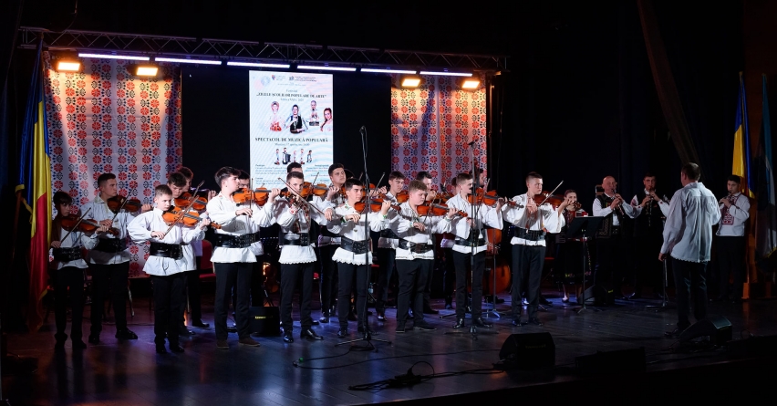 Școala Populară de Artă Baia Mare a fost prezentă la Târgu Mureș la Festivalul Național al Școlilor Populare de Artă
