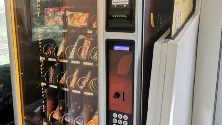 Automatele comerciale vor începe să aducă amenzi