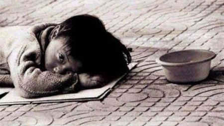 Copiii români, cei mai săraci din Europa