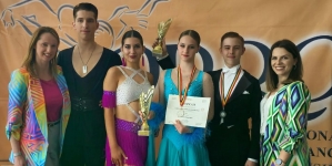 Patru medalii obținute de sportivii Dance Light Baia Mare la Oradea