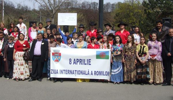 Pe 8 aprilie sunt recunoscute internațional cultura și drepturile romilor