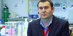 Prof. dr. Anton Ficai, unul dintre cei mai renumiți cercetători români, conferențiază în Baia Mare