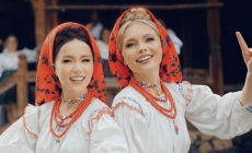Gemenele folclorului maramureșean, Suzana și Daciana Vlad, își serbează ziua de naștere