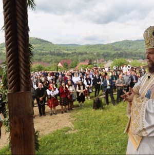 PS Timotei Sătmăreanul a slujit în Parohia Ortodoxă Rozavlea în a treia zi de Paști
