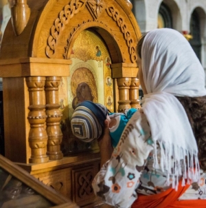 Puterea rugăciunii unei mame pentru copilul ei